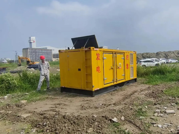 海宁200KW柴油发电机机组每小时的油耗量受哪些因素影响？