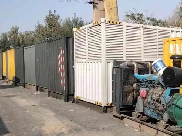 海宁200KW柴油发电机机组每小时油耗是多少？